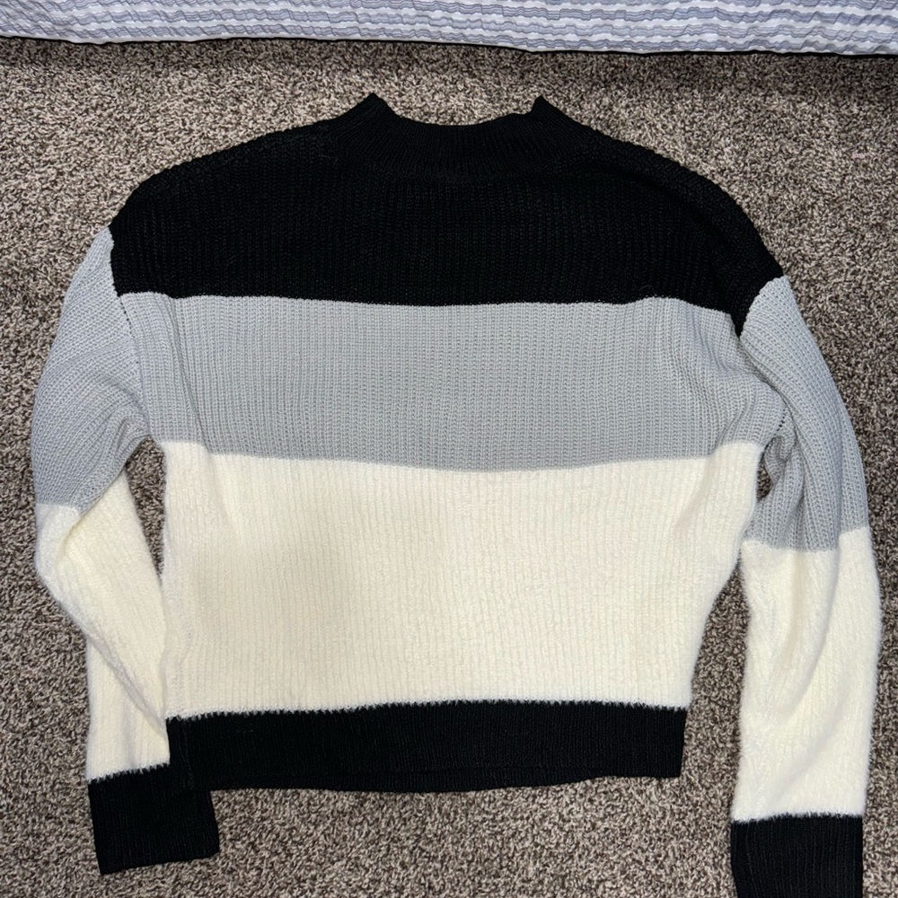 SHEIN Cowl Neck Colorblock Sweater Black Gray White